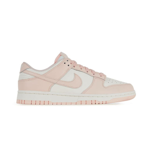 NIKE AIR FORCE CLASSICS