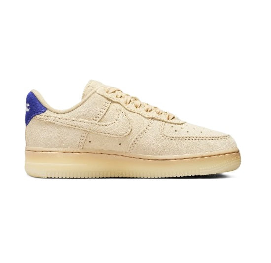 NIKE AIR FORCE CLASSICS