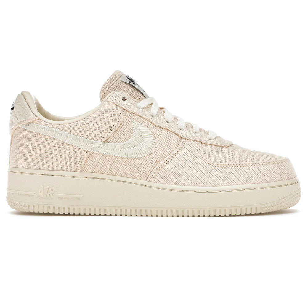 NIKE AIR FORCE CLASSICS