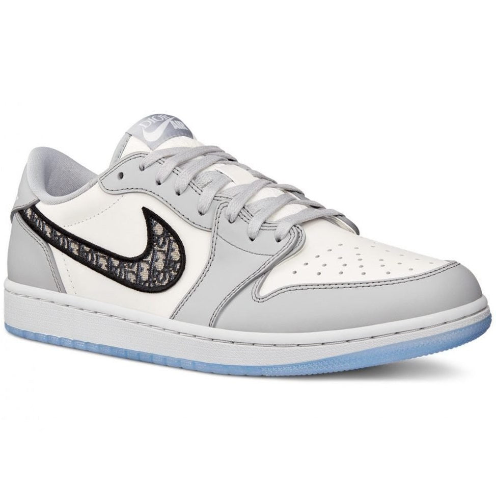 NIKE AIR JORDAN