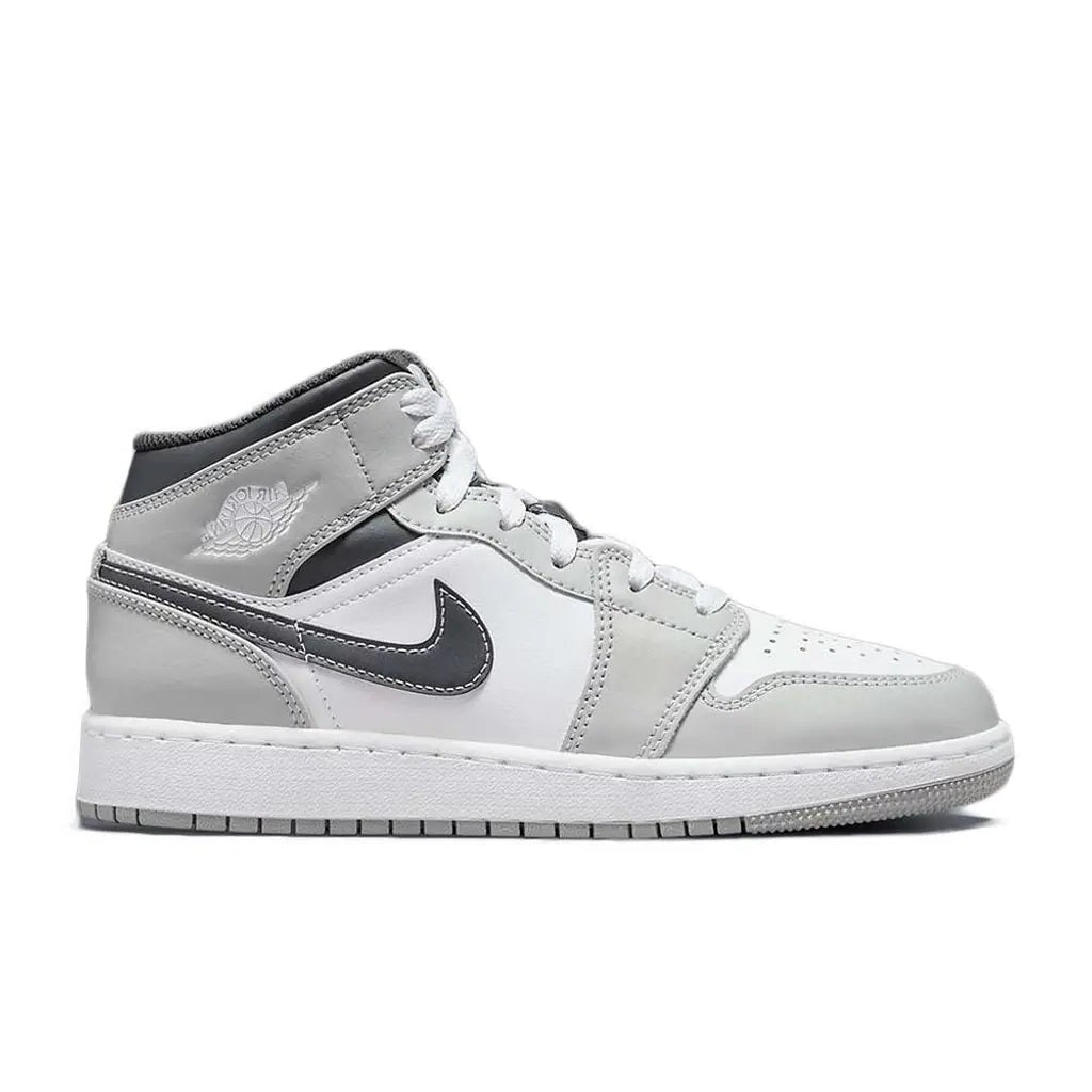 NIKE AIR JORDAN